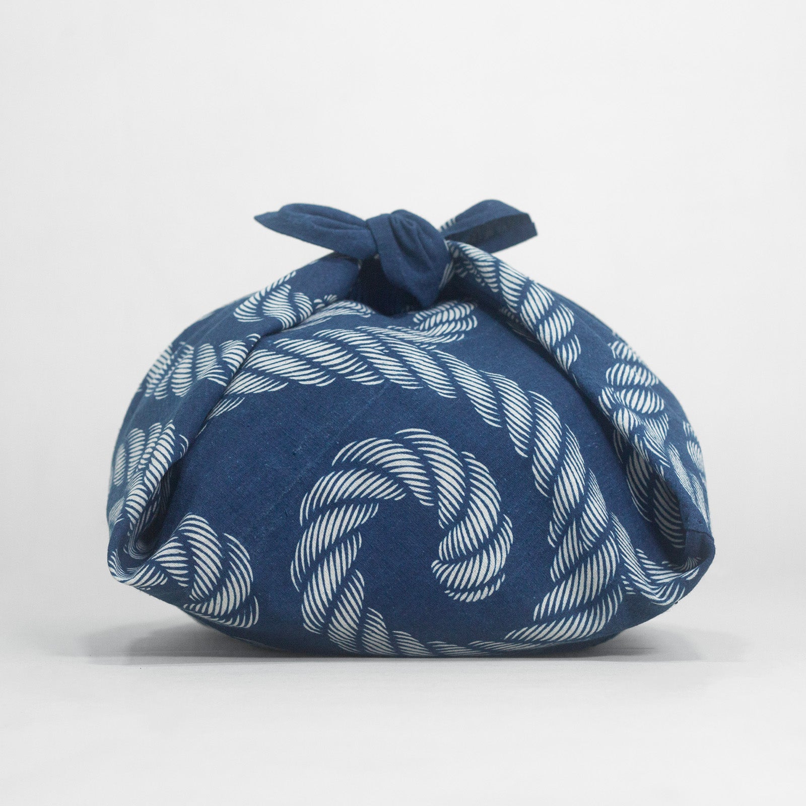 Furoshiki "Karakusa Rope Pattern"