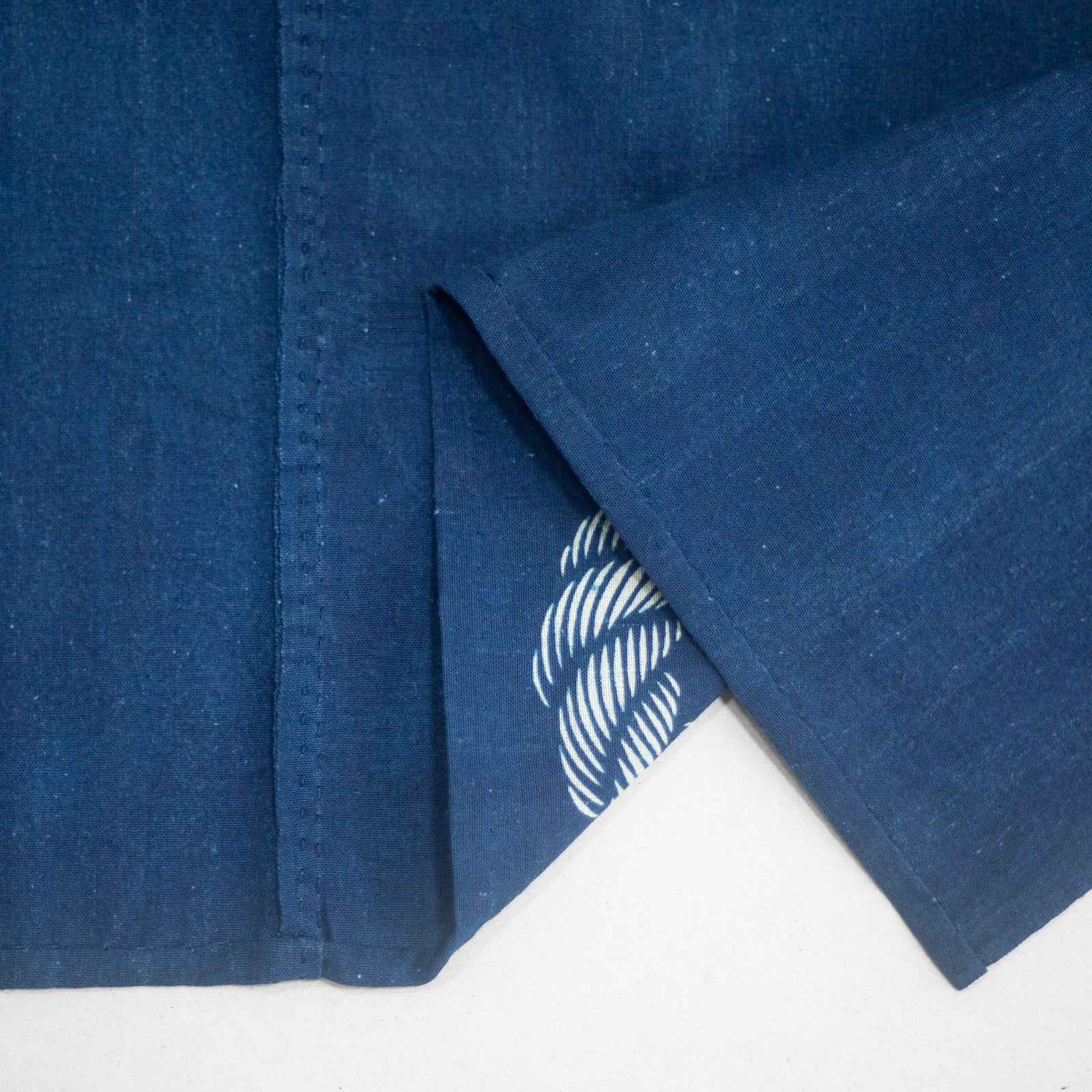 Furoshiki "Karakusa Rope Pattern"