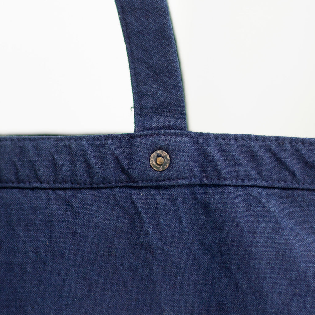 Lightweight tote bag