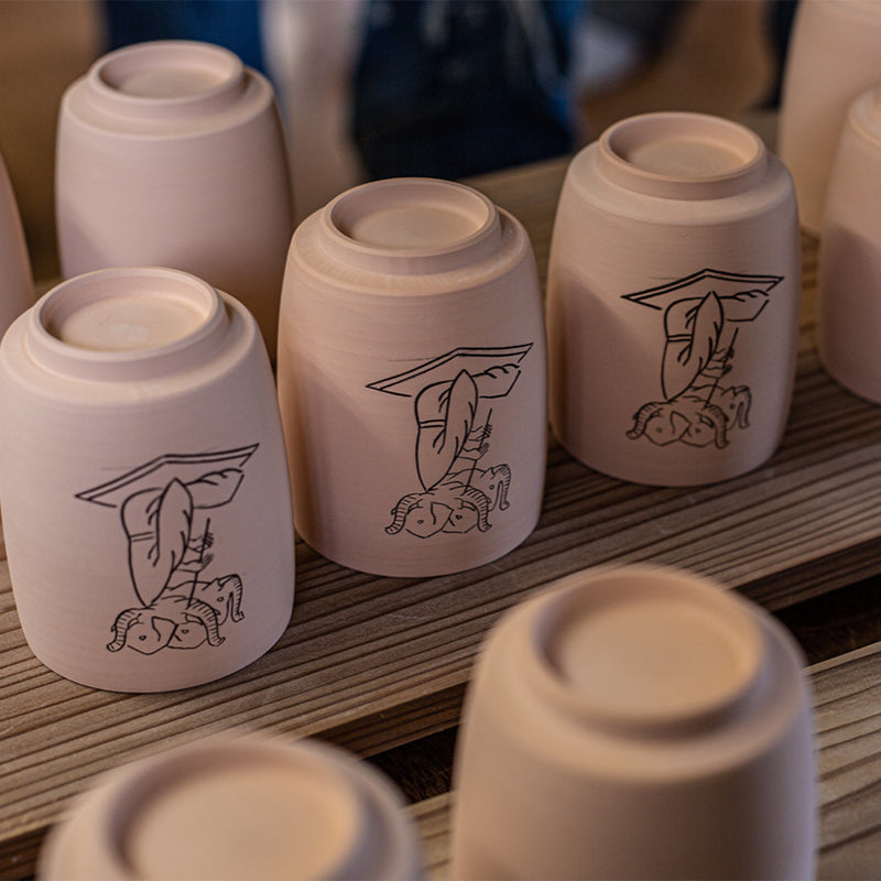 Teacup Flute Player / KUTANI CHOEMON